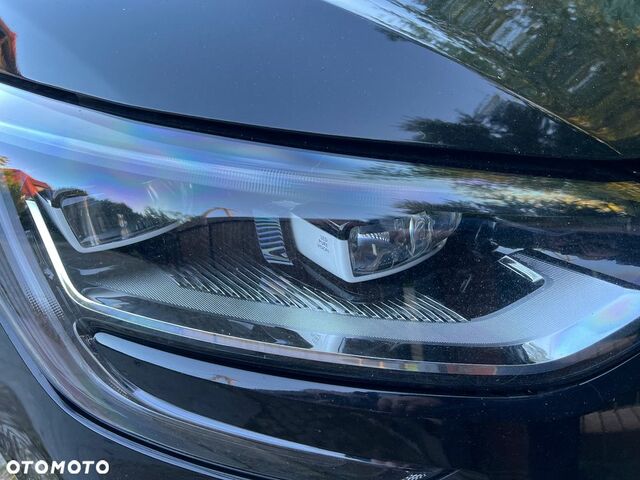 Рено Меган 2018 в Европе на Automoto.ua Черный Рено Меган, объемом двигателя 1 л и пробегом 187 тыс. км за 7724 $, фото 10 на Automoto.ua