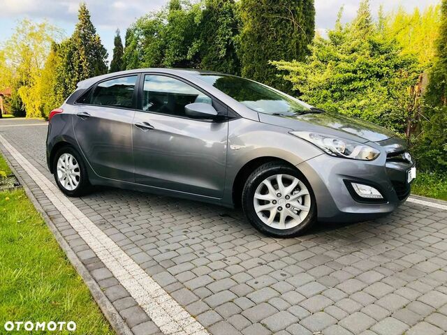 Хендай i30, об'ємом двигуна 1.4 л та пробігом 170 тис. км за 6458 $, фото 18 на Automoto.ua