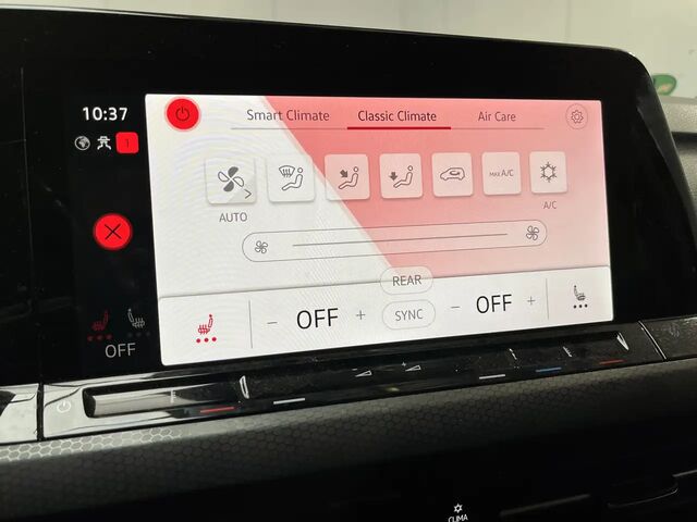 Фольксваген Golf GTE 2022 в Европе на Automoto.ua Черный Фольксваген Golf GTE, объемом двигателя 1.4 л и пробегом 45 тыс. км за 32566 $, фото 14 на Automoto.ua