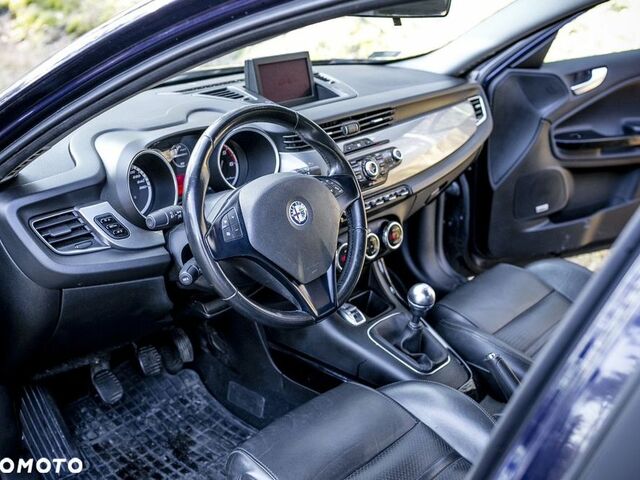 Альфа Ромео Giulietta, об'ємом двигуна 1.6 л та пробігом 243 тис. км за 4860 $, фото 11 на Automoto.ua