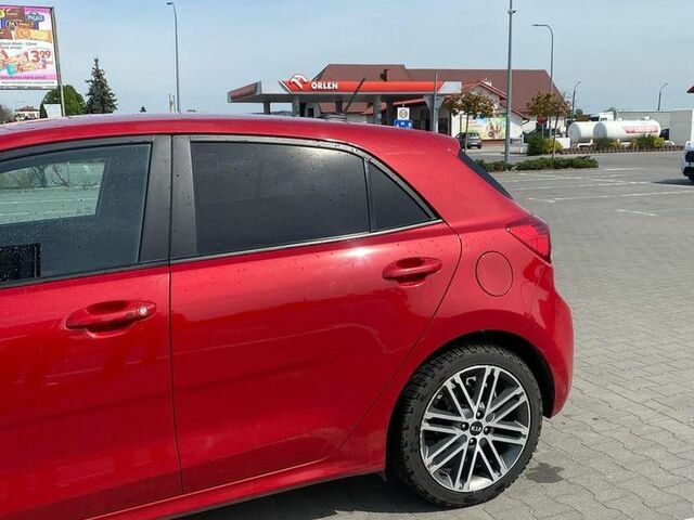 Кіа Ріо, об'ємом двигуна 1 л та пробігом 87 тис. км за 8855 $, фото 4 на Automoto.ua