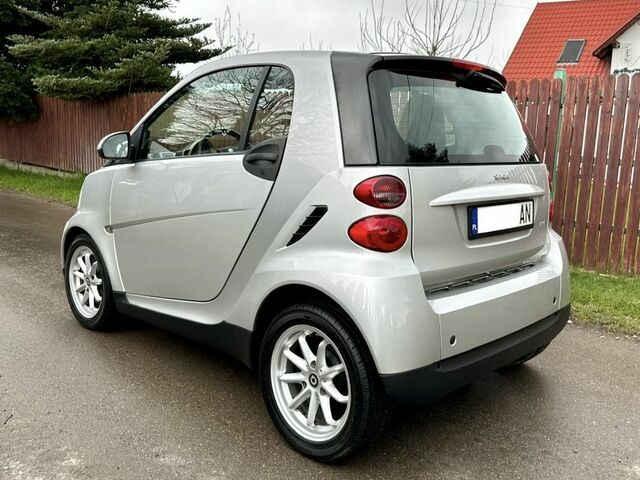 Смарт Fortwo, об'ємом двигуна 1 л та пробігом 72 тис. км за 3650 $, фото 7 на Automoto.ua