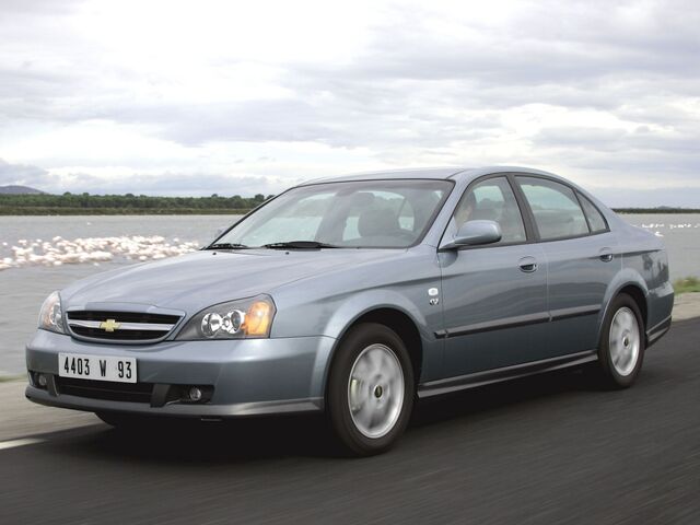 Шевроле Еванда, Седан 2004 - 2006 2.0 i 16V MT (131 Hp)