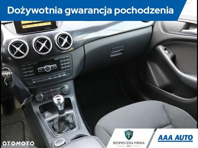 Мерседес Б-клас 2011 у Європі на Automoto.ua Сірий Мерседес Б-клас, об'ємом двигуна 1 л та пробігом 149 тис. км за 7749 $, фото 8 на Automoto.ua
