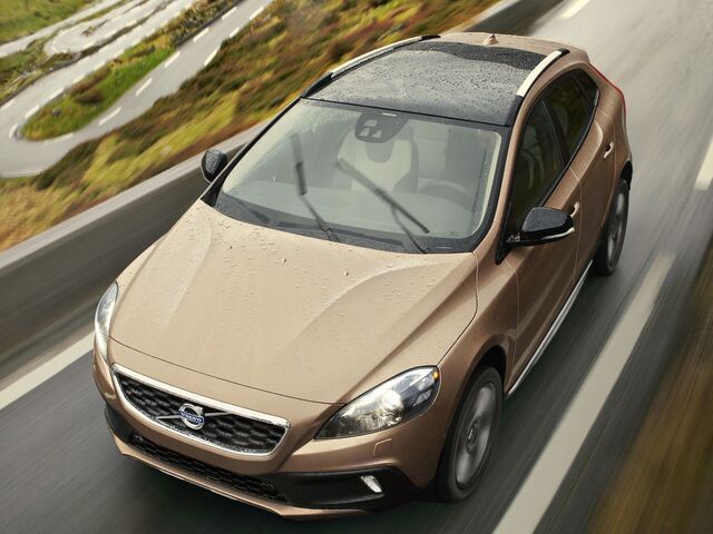 Вольво V40, Позашляховик / Кросовер 2012 - н.в. Cross Country 2.5 T5 AT (254 Hp)