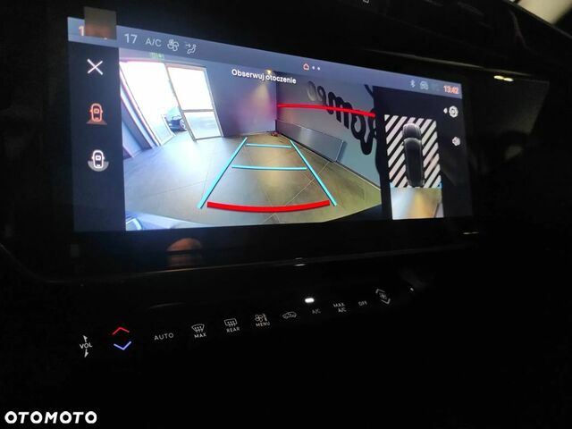 Альфа Ромео Джуниор 2025 в Европе на Automoto.ua Черный Альфа Ромео Джуниор, объемом двигателя 1 л и пробегом 6 тыс. км за 33681 $, фото 23 на Automoto.ua