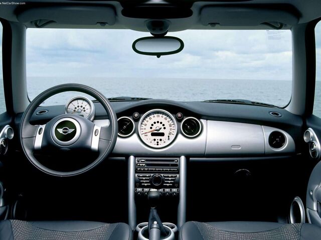 Міні One, Хетчбек 2001 - н.в. Mini  1.6 i 16V