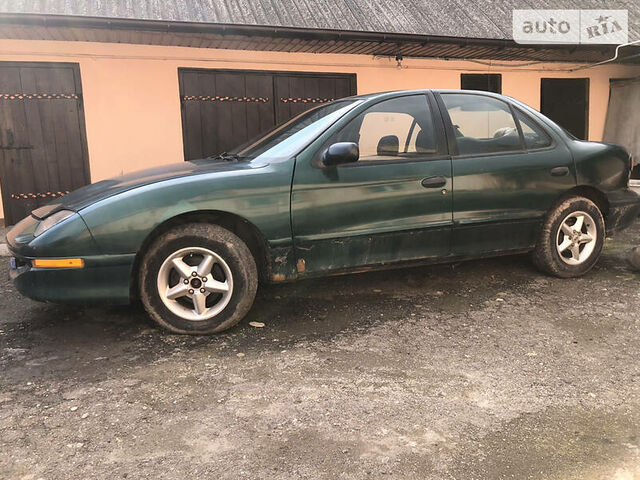 Понтіак Sunfire, Седан 1995 - 2002 Sedan 2.2 i (117)