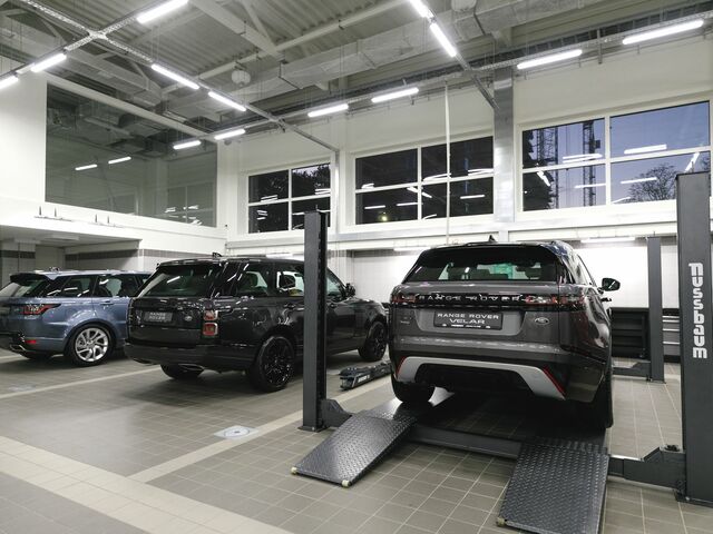 Купити нове авто Land Rover у Одесі в автосалоні "Роял Моторс Land Rover" | Фото 10 на Automoto.ua