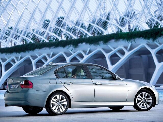 БМВ 3 Серия, Седан 2007 - н.в. (E90) 330i (272 hp)