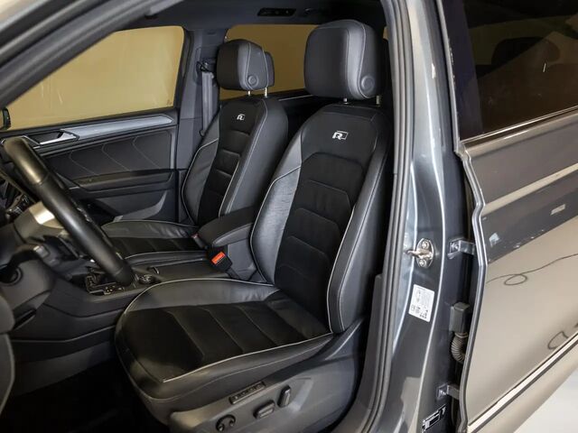 Фольксваген Tiguan Allspace 2020 в Европе на Automoto.ua Серый Фольксваген Tiguan Allspace, объемом двигателя 1.98 л и пробегом 118 тыс. км за 41949 $, фото 3 на Automoto.ua