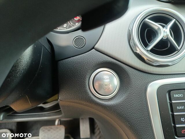 Мерседес ГЛА-Класс 2019 в Европе на Automoto.ua Серый Мерседес ГЛА-Класс, объемом двигателя 1 л и пробегом 88 тыс. км за 20218 $, фото 26 на Automoto.ua