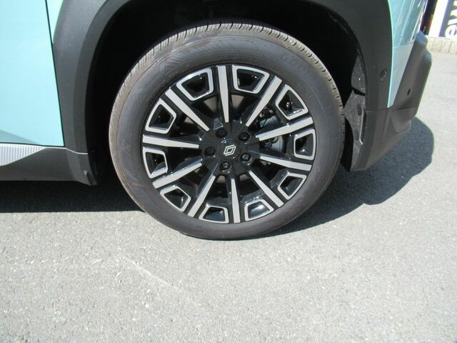 Рено R 4 2025 в Европе на Automoto.ua Зеленый Рено R 4, объемом двигателя 0 л и пробегом 2 тыс. км за 44111 $, фото 1 на Automoto.ua