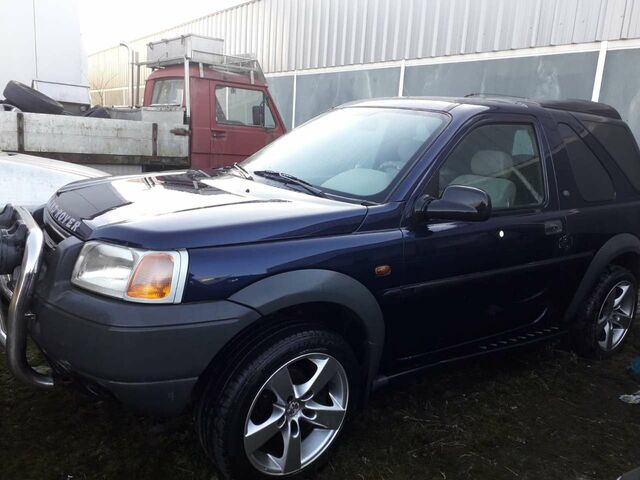 Ленд Ровер Freelander, об'ємом двигуна 0 л та пробігом 220 тис. км за 2054 $, фото 5 на Automoto.ua