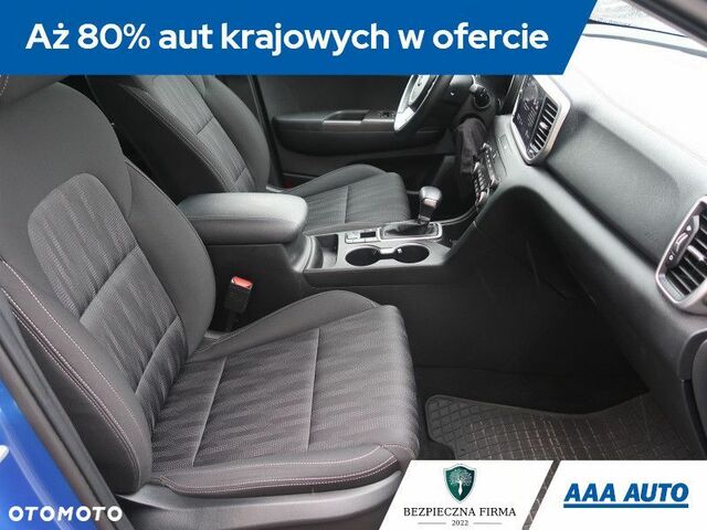 Кіа Sportage, об'ємом двигуна 1.59 л та пробігом 64 тис. км за 20302 $, фото 9 на Automoto.ua