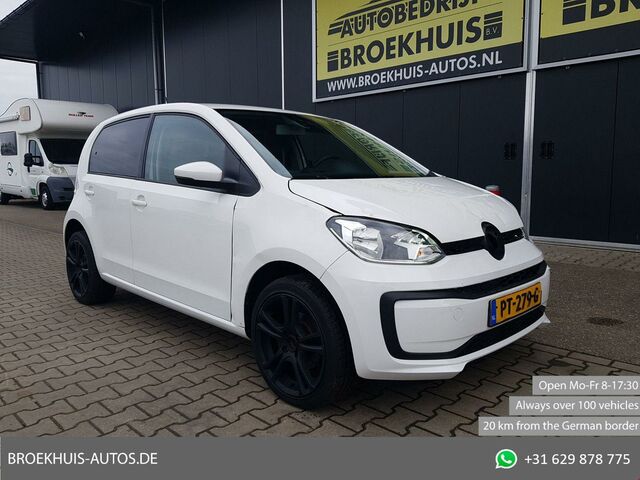 Фольксваген Ап 2017 в Европе на Automoto.ua Белый Фольксваген Ап, объемом двигателя 1 л и пробегом 96 тыс. км за 2900 $, фото 5 на Automoto.ua