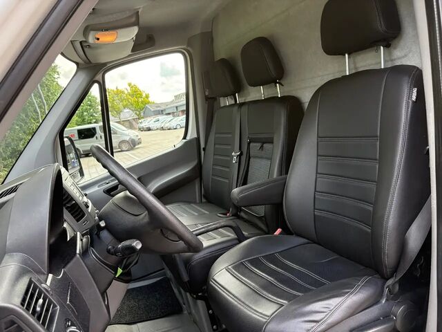 Фольксваген Крафтер 2015 в Европе на Automoto.ua Белый Фольксваген Крафтер, объемом двигателя 1.97 л и пробегом 255 тыс. км за 12448 $, фото 10 на Automoto.ua