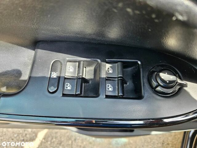 Альфа Ромео Giulietta 2012 у Європі на Automoto.ua Коричневий Альфа Ромео Giulietta, об'ємом двигуна 1 л та пробігом 194 тис. км за 5085 $, фото 18 на Automoto.ua