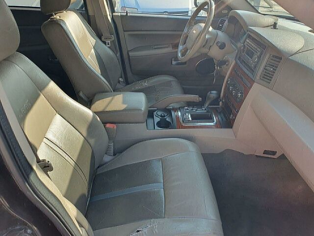 Джип Grand Cherokee 2006 у Європі на Automoto.ua Чорний Джип Grand Cherokee, об'ємом двигуна 2.99 л та пробігом 239 тис. км за 6500 $, фото 9 на Automoto.ua