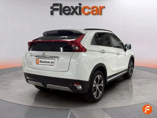 Міцубісі Eclipse Cross 2020 у Європі на Automoto.ua Білий Міцубісі Eclipse Cross, об'ємом двигуна 1.5 л та пробігом 21 тис. км за 21497 $, фото 2 на Automoto.ua