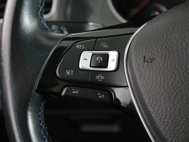 Фольксваген e-Golf 2018 у Європі на Automoto.ua Чорний Фольксваген e-Golf, об'ємом двигуна 0 л та пробігом 103 тис. км за 12821 $, фото 10 на Automoto.ua