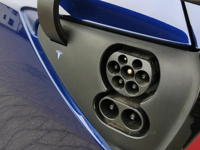 Тесла Модель 3, об'ємом двигуна 0 л та пробігом 91 тис. км за 31613 $, фото 28 на Automoto.ua