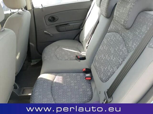 Шевроле Матиз 2007 в Европе на Automoto.ua Синий Шевроле Матиз, объемом двигателя 0.8 л и пробегом 115 тыс. км за 3966 $, фото 9 на Automoto.ua