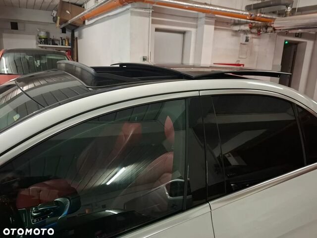 Мерседес Ц-Класс 2015 в Европе на Automoto.ua Белый Мерседес Ц-Класс, объемом двигателя 3 л и пробегом 191 тыс. км за 88900 $, фото 26 на Automoto.ua