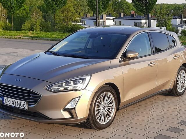 Форд Фокус, объемом двигателя 1.5 л и пробегом 110 тыс. км за 15659 $, фото 1 на Automoto.ua