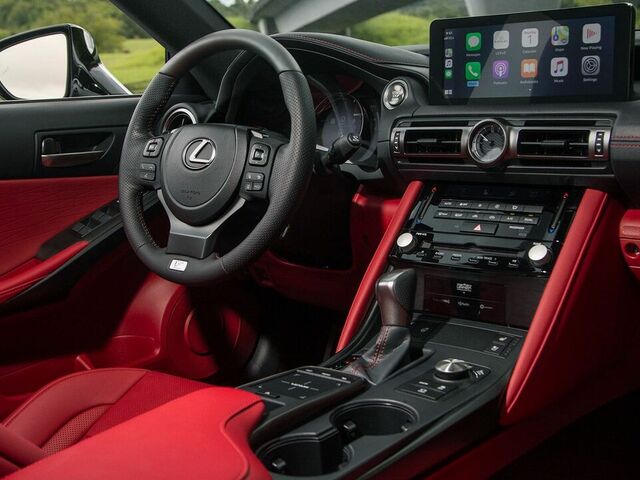 Тест-драйв Lexus IS 2023 Тест-драйв нової моделі Lexus IS 2023 з фото та відео