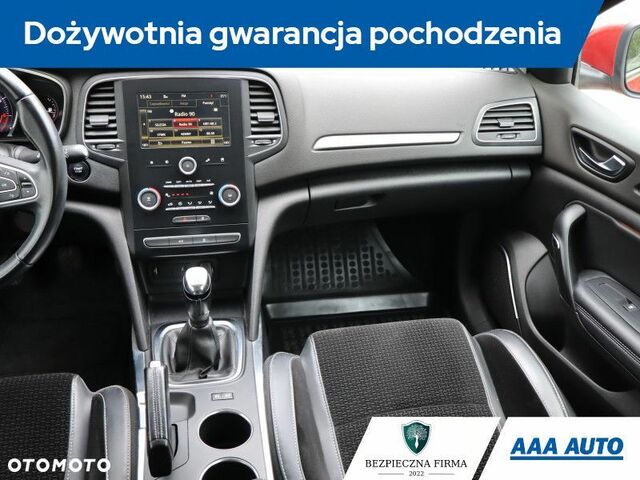 Рено Меган 2017 у Європі на Automoto.ua Червоний Рено Меган, об'ємом двигуна 1 л та пробігом 79 тис. км за 11381 $, фото 8 на Automoto.ua