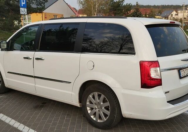 Крайслер Town & Country, об'ємом двигуна 3.61 л та пробігом 348 тис. км за 10778 $, фото 1 на Automoto.ua