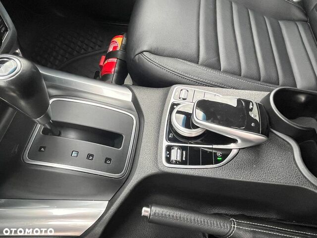 Мерседес X-Class 2019 в Европе на Automoto.ua Серый Мерседес X-Class, объемом двигателя 2.99 л и пробегом 69 тыс. км за 199260 $, фото 22 на Automoto.ua