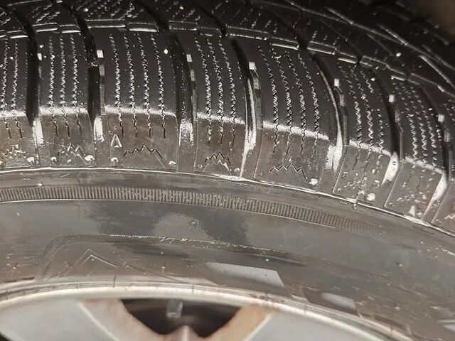 Міцубісі Паджеро 2007 у Європі на Automoto.ua Чорний Міцубісі Паджеро, об'ємом двигуна 3.2 л та пробігом 249 тис. км за 13182 $, фото 14 на Automoto.ua