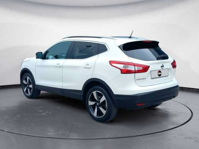 Ниссан Кашкай 2017 в Европе на Automoto.ua Белый Ниссан Кашкай, объемом двигателя 1.46 л и пробегом 78 тыс. км за 12890 $, фото 5 на Automoto.ua