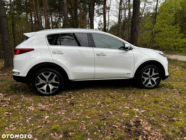 Киа Sportage, объемом двигателя 1.59 л и пробегом 158 тыс. км за 17711 $, фото 4 на Automoto.ua