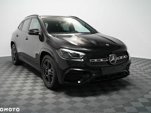 Мерседес ГЛА-Клас 2025 у Європі на Automoto.ua Чорний Мерседес ГЛА-Клас, об'ємом двигуна 1 л та пробігом 1 тис. км за 48176 $, фото 2 на Automoto.ua