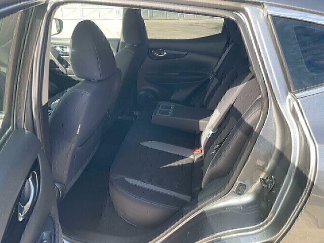 Ніссан Кашкай 2018 у Європі на Automoto.ua Сірий Ніссан Кашкай, об'ємом двигуна 1.46 л та пробігом 156 тис. км за 15500 $, фото 13 на Automoto.ua