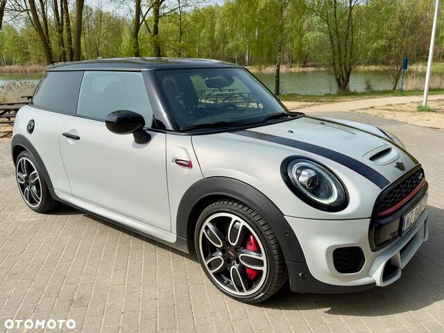 Мини John Cooper Works, объемом двигателя 2 л и пробегом 34 тыс. км за 29834 $, фото 2 на Automoto.ua