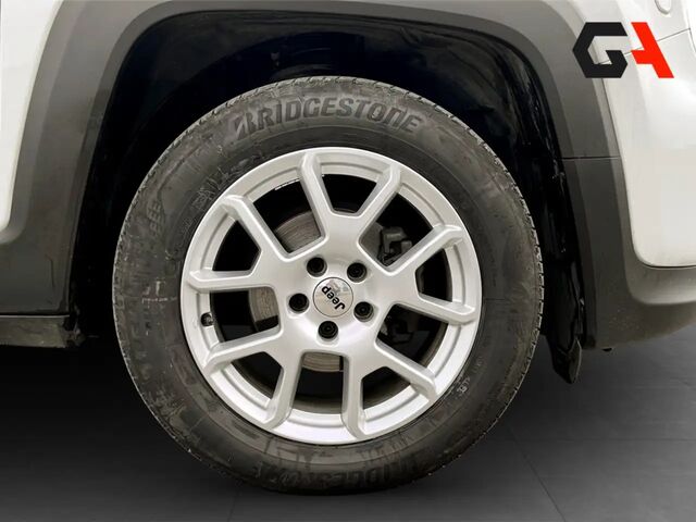 Джип Ренегат 2023 в Европе на Automoto.ua Белый Джип Ренегат, объемом двигателя 1.6 л и пробегом 92 тыс. км за 22630 $, фото 8 на Automoto.ua