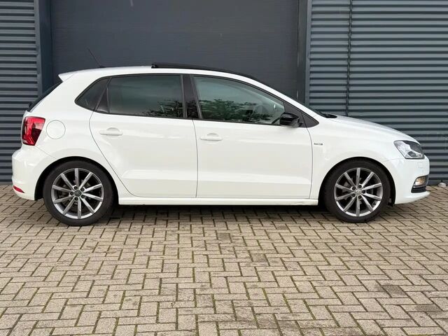 Фольксваген Поло 2014 у Європі на Automoto.ua Білий Фольксваген Поло, об'ємом двигуна 1.15 л та пробігом 122 тис. км за 11396 $, фото 4 на Automoto.ua