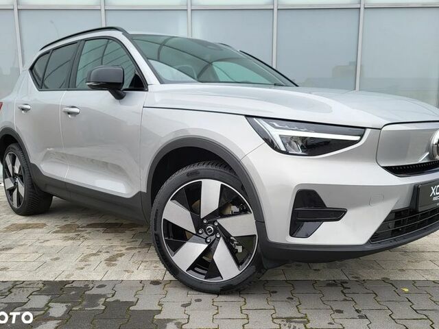 Вольво XC40, об'ємом двигуна 0 л та пробігом 10 тис. км за 54773 $, фото 4 на Automoto.ua