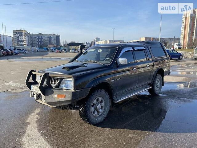 Міцубісі Л 200, Пікап 2004 - 2006 Club Cab 2.5 TD 4WD