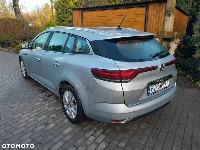 Рено Меган 2022 у Європі на Automoto.ua Сірий Рено Меган, об'ємом двигуна 1 л та пробігом 132 тис. км за 12809 $, фото 2 на Automoto.ua