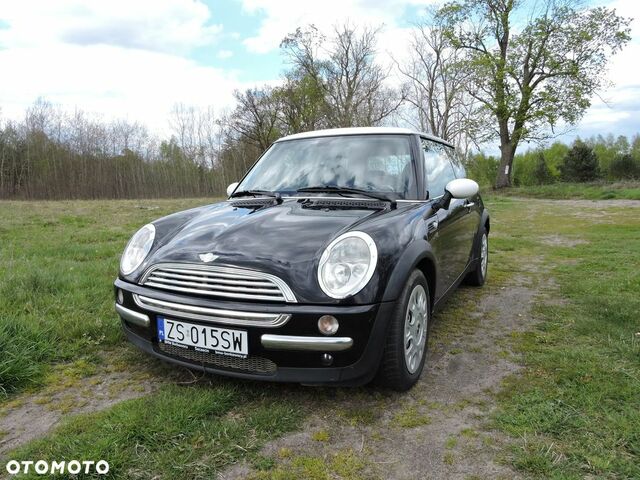 Міні Cooper, об'ємом двигуна 1.6 л та пробігом 193 тис. км за 2376 $, фото 3 на Automoto.ua