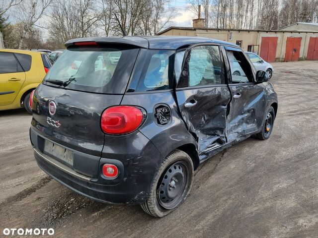 Фіат 500L, об'ємом двигуна 1.25 л та пробігом 154 тис. км за 2786 $, фото 4 на Automoto.ua