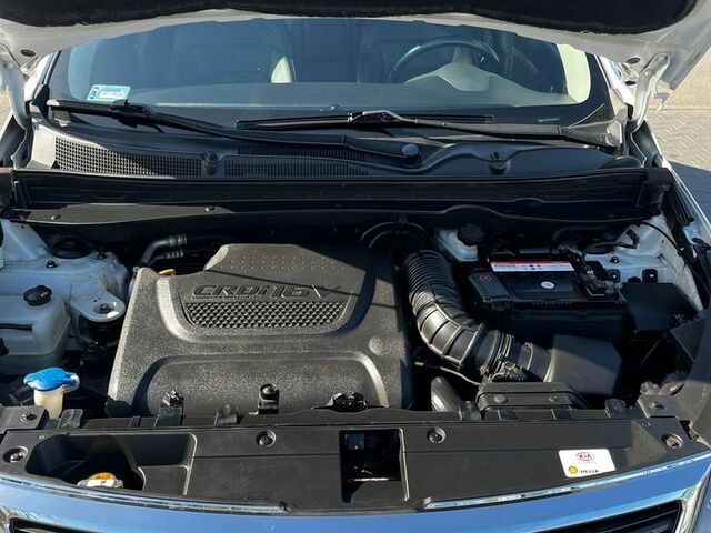 Кіа Sportage, об'ємом двигуна 2 л та пробігом 167 тис. км за 10691 $, фото 4 на Automoto.ua