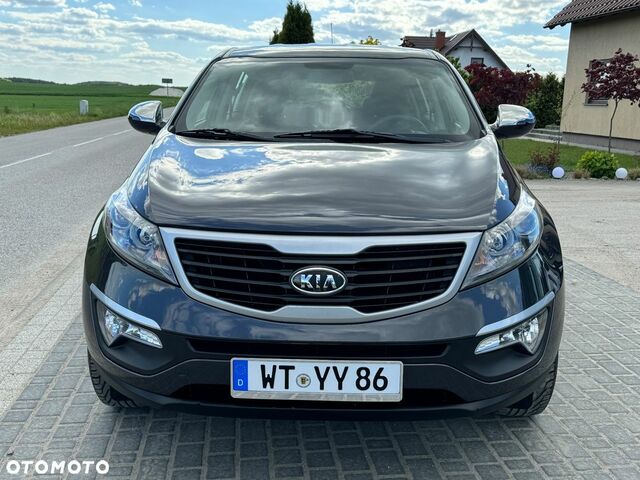 Киа Sportage, объемом двигателя 1.59 л и пробегом 169 тыс. км за 8639 $, фото 8 на Automoto.ua