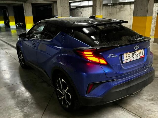 Тойота C-HR, об'ємом двигуна 1.8 л та пробігом 51 тис. км за 23758 $, фото 2 на Automoto.ua