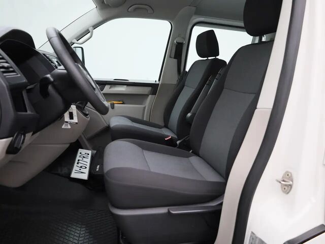 Фольксваген Transporter T6 2018 в Европе на Automoto.ua Белый Фольксваген Transporter T6, объемом двигателя 1.97 л и пробегом 27 тыс. км за 33666 $, фото 7 на Automoto.ua